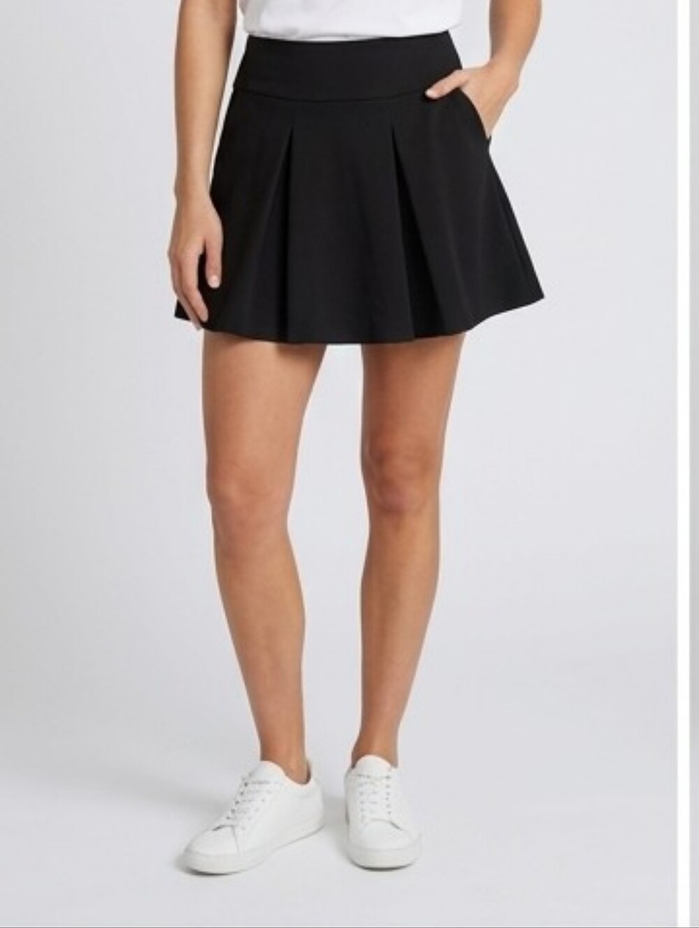 Black pleated mini skirt high waist 😍